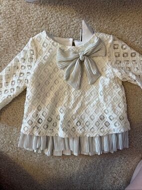 Rare Editions baby girl 18M White Lace Top with Silver Bow and Pleated Hem